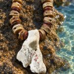 Cuentas de hueso con coral blanco · en su ambiente