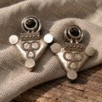 Pendientes de plata africanos · en su ambiente